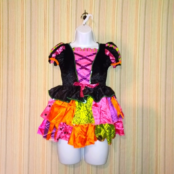 Little girls Halloween scary costume size 4 to 6 - Picture 1 of 4